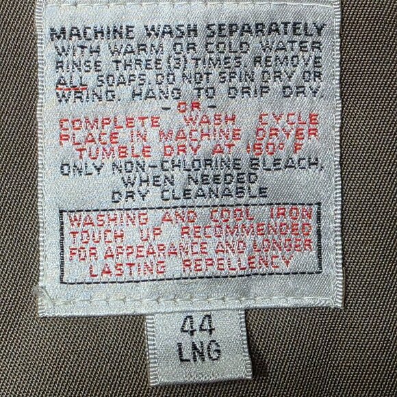 Trench/Rain Coat - Men's - Picture 10 of 12